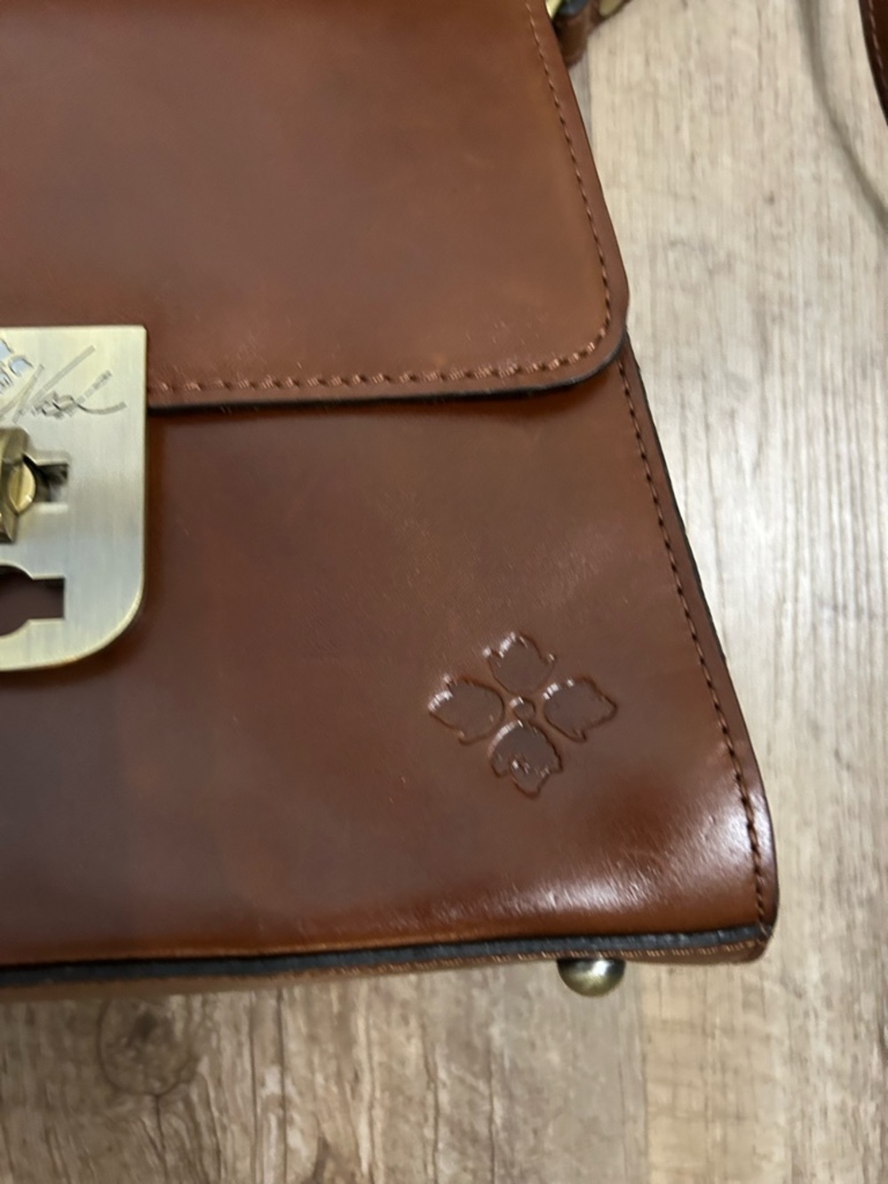 NWOT PATRICIA NASH Leather Carisbrooke Satchel With Twist Lock Closure Bag - Picture 2 of 7